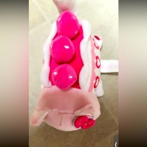 Aphmau MeeMeows Plush - Strawberry Shortcake